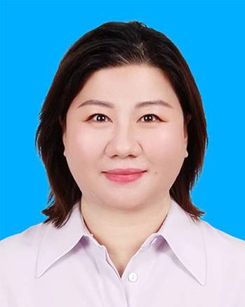 李娜（太阳纸业董事长、法定代表人）