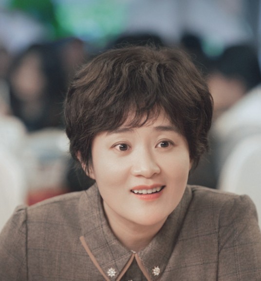 许红(青春励志剧《要久久爱》中的角色)