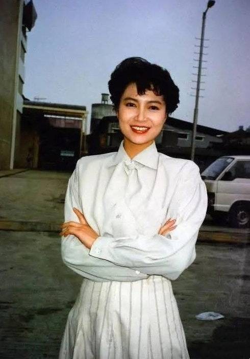 陈敏儿去世