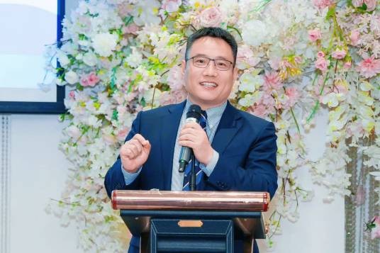 谷峰（上实集团首席金融与投资官、上实控股副行政总裁、上实资本总裁）