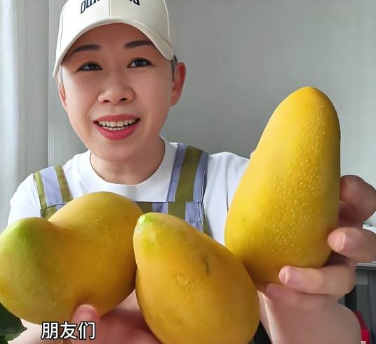 我是胡笑笑