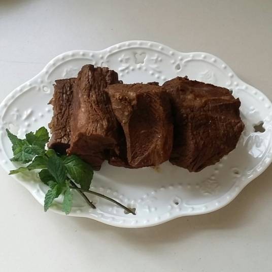 卤牛腱子肉