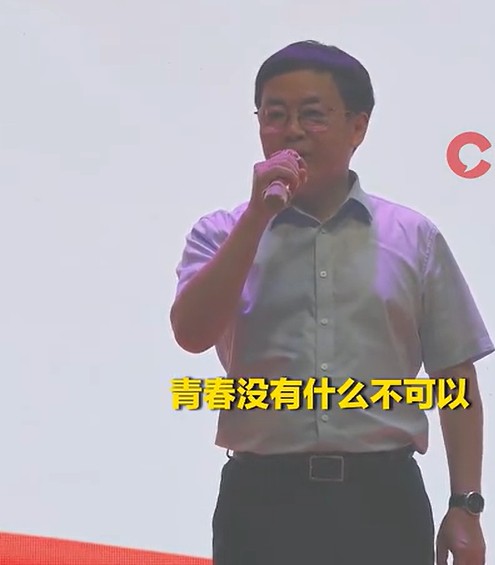 刘宇（长沙市望城区第一中学校长）