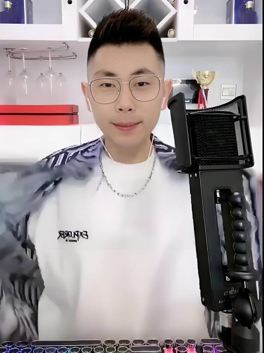 金久哲《干就完了》原唱