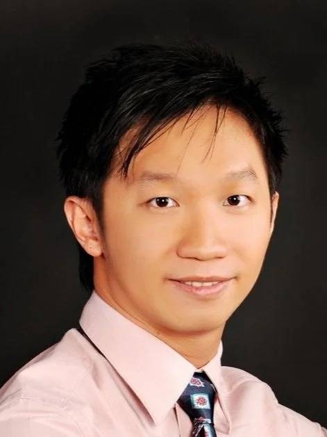 李忠庆（现任香港大学中文学院副教授）