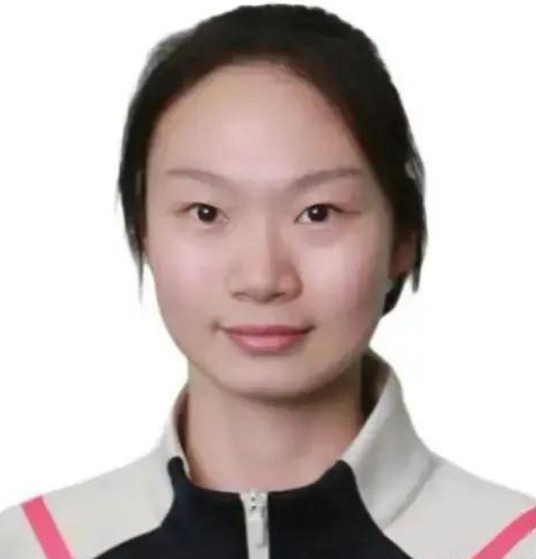 李月凝