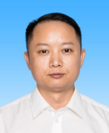 陈利春(广东省梅州市梅江区三角镇党委书记、四级调研员)