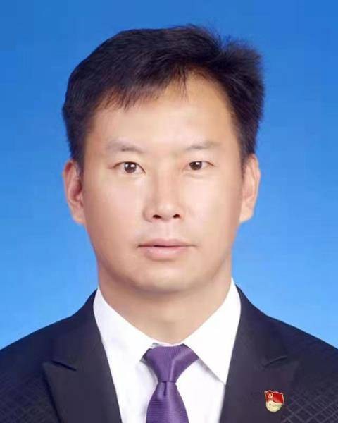 段永平（云南省德宏傣族景颇族自治州陇川县政务服务管理局党组书记）