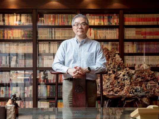 平云（皇冠出版社社长、平鑫涛和林婉珍的儿子）