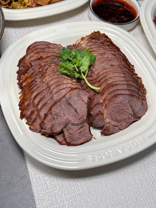 传统酱牛肉
