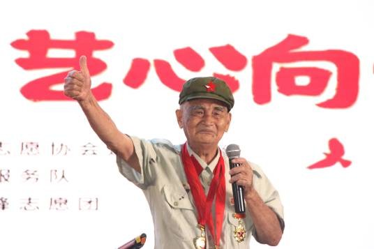刘树田（雷锋生前战友）