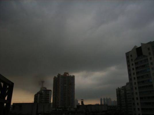 雷暴群