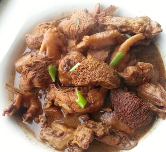 猴头菇焖肉