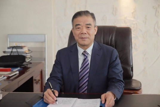 王健坤（万辰集团原董事长）
