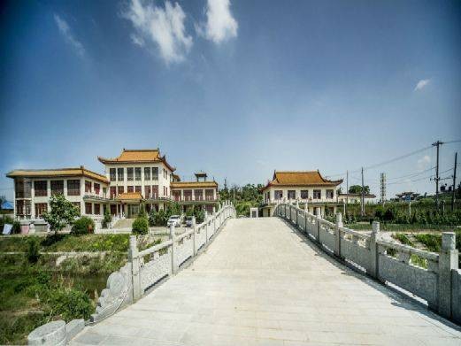 懿阳湖庄园