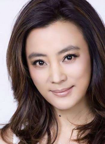 比春更娇艳
