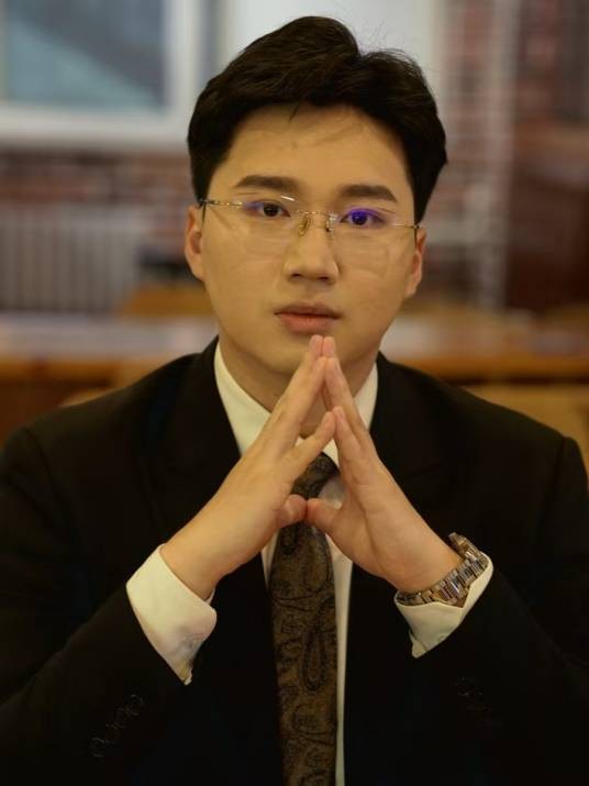 刘明析