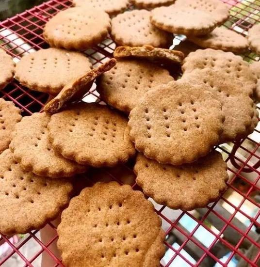 全麦苏打饼干