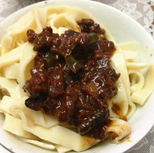 炸酱手擀面