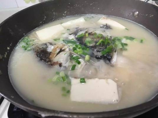 原味鱼头豆腐汤