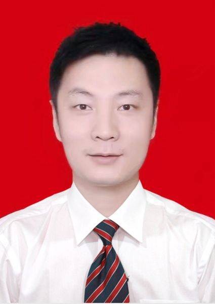 骆毅（湖南省长沙市雨花区商务局党组成员、副局长）