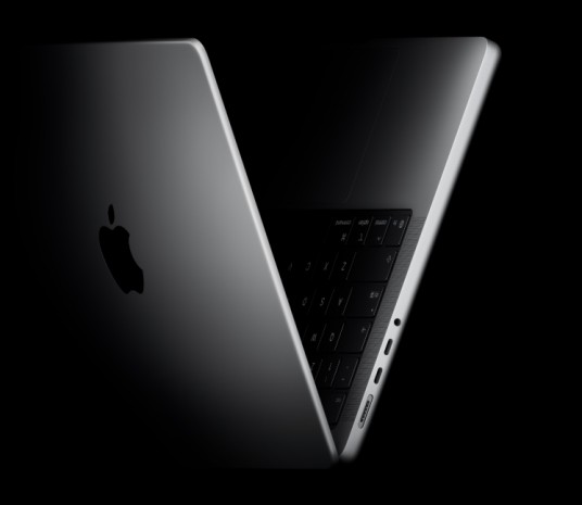 MacBook Pro 16 英寸(M5 Max)