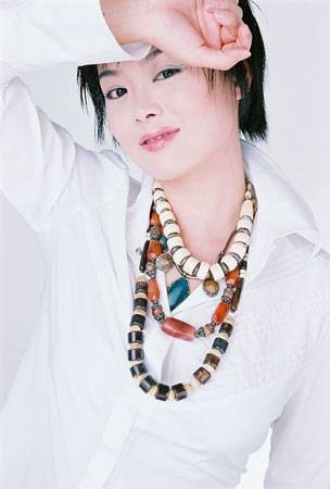 邓云（山东卫视节目主持人）