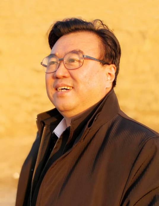 张华庆（中国硬笔书法协会原主席）