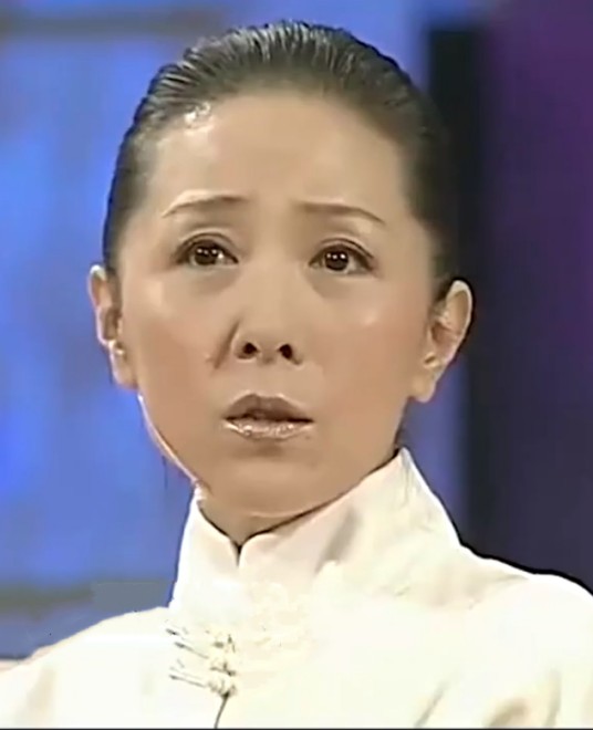 柳格格