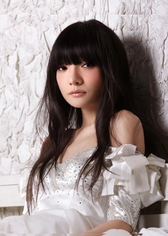 常春晓(中国内地女演员、模特、歌手)