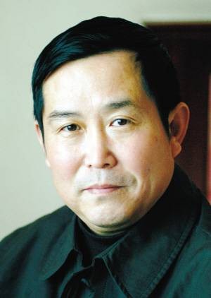 李铁男（辽宁省沈阳市第七人民医院皮肤科主任医师，市皮肤病研究所所长）