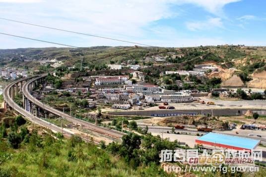孤山镇（陕西省榆林市府谷县下辖镇）