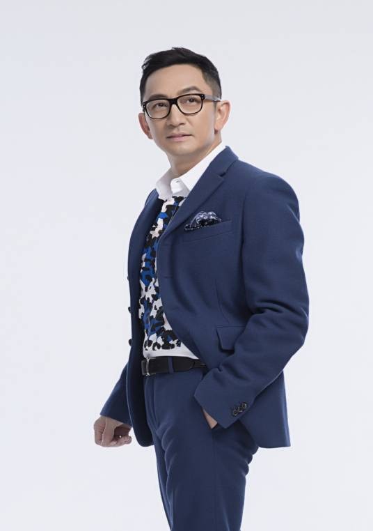 吴启华（中国香港男演员、歌手）