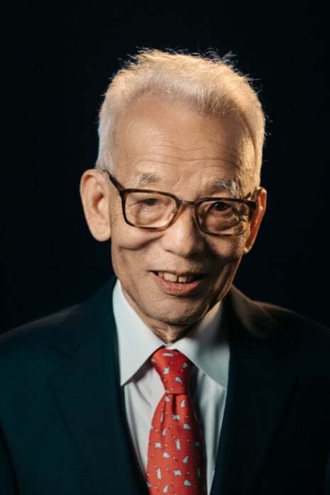 真锅淑郎