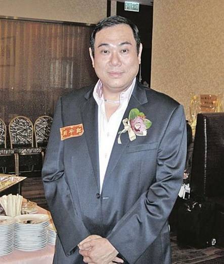 段伟伦