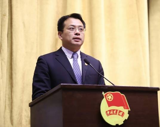 曾锐（中国少年儿童新闻出版总社党委书记）