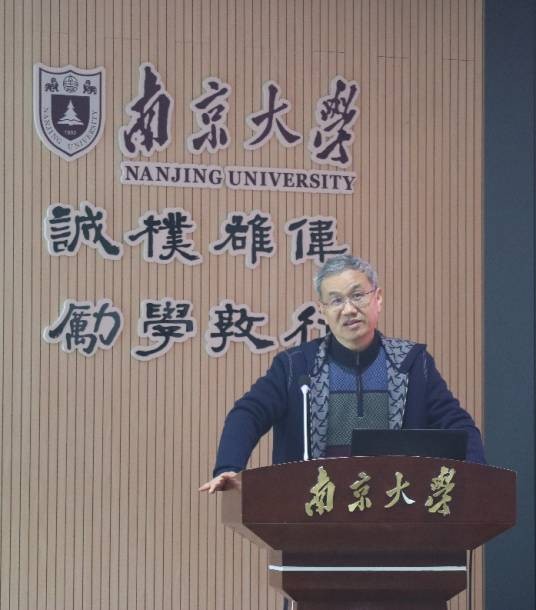 王明生（江苏省高校科研管理研究会副会长）