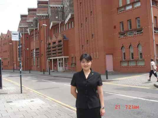 马爽（辽宁大学亚澳商学院党委书记）