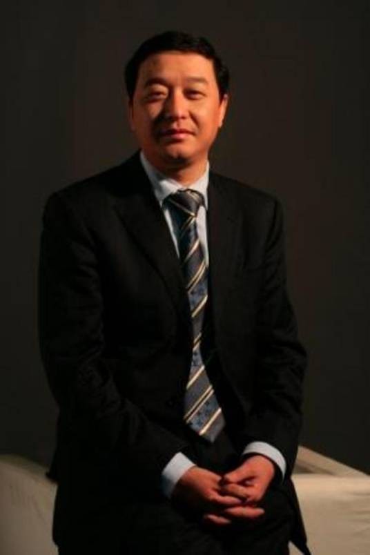 严健军