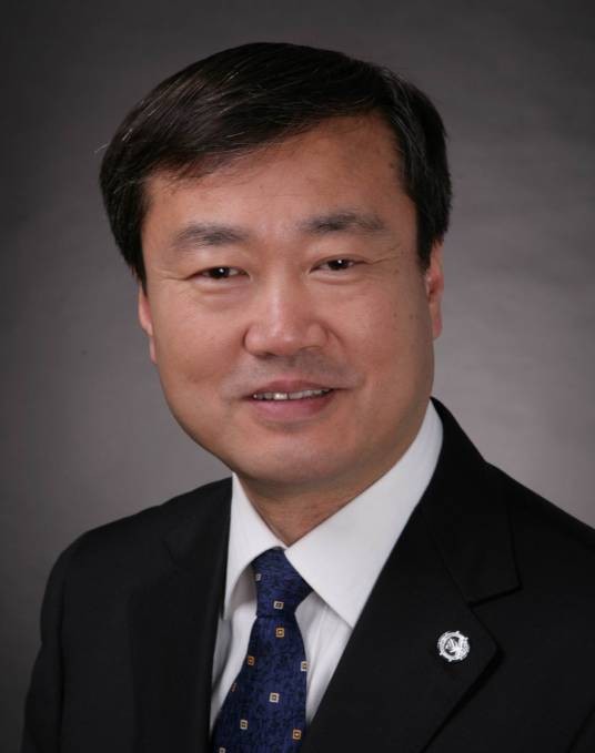 张延华（中国汽车维修行业协会会长）