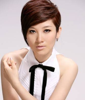 岳夏(中国内地女歌手)