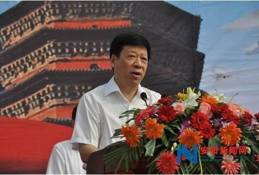 靳绥东