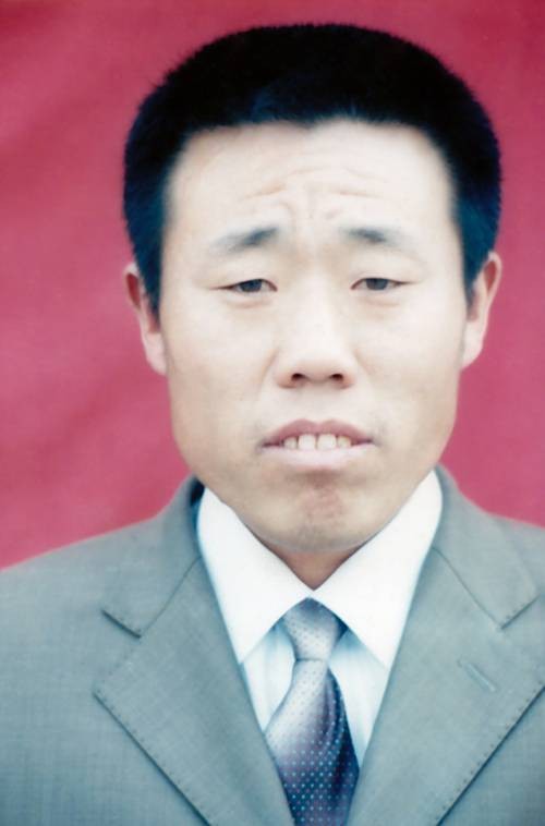 李学生（河南商丘舍己救人英雄）