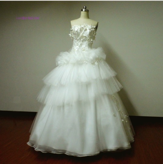 婚纱（结婚服饰）