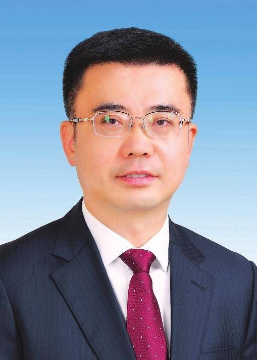 钟伟（陕西省汉中市委常委、市纪委书记、市监察委员会主任）