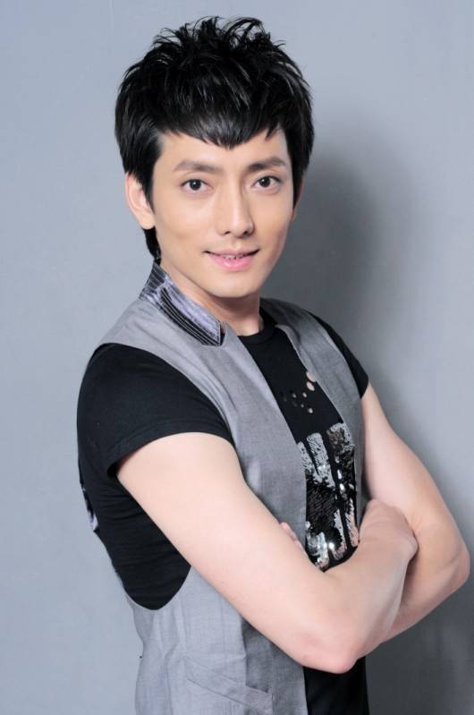 蔡健东（中国内地男歌手）