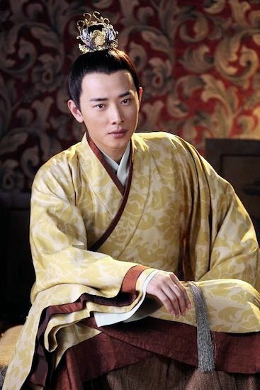 窦长君