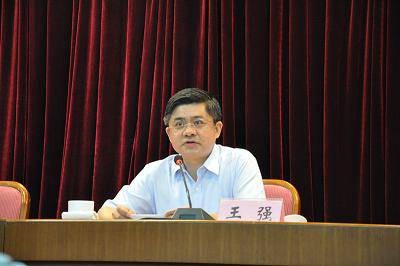 王强（西藏自治区拉萨市委副书记、市长）