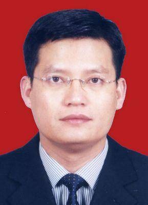 潘东生
