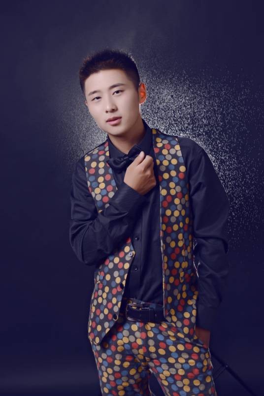 石雪峰（华语男歌手）